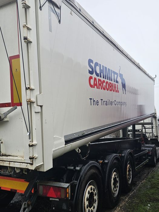 Semiremorca Schmitz, bena cereale