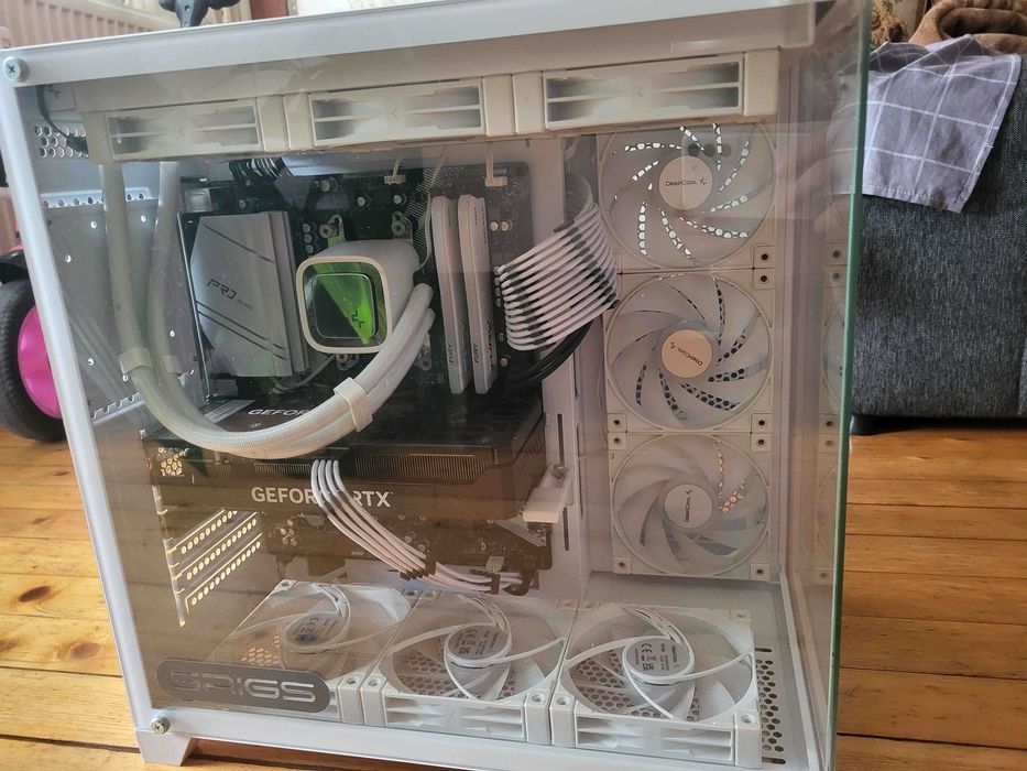 RTX 4060 Ti / Ryzen 7 / 32GB – ТОП геймърски компютър