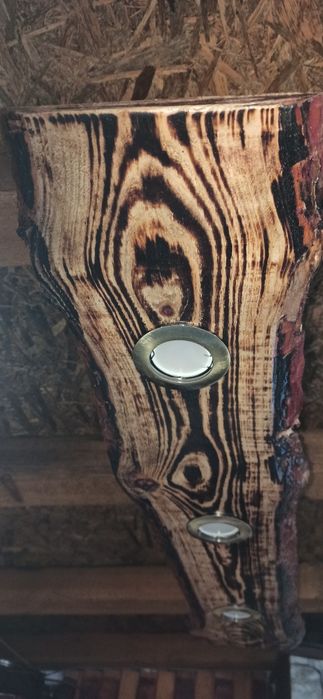 Естествен дървен полилей