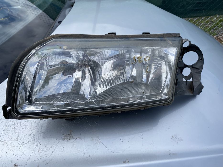 Ляв фар за Volvo S80 1998-2006