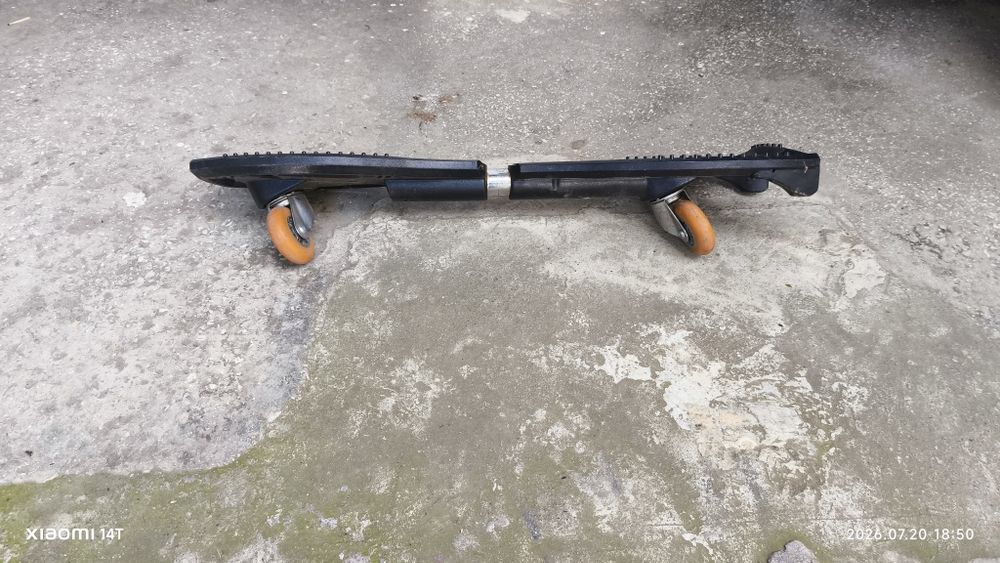 Vând waveboard in stare de funcționare