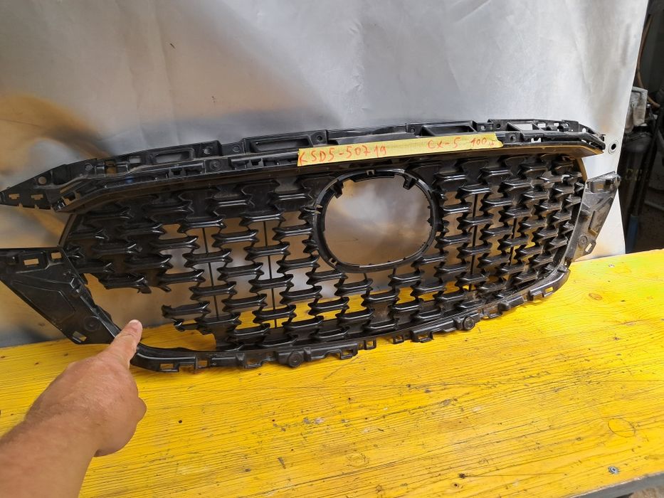 Грил решетка  Mazda CX5 2017/24г