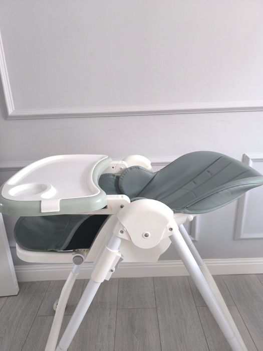 Продам стульчик для кормления