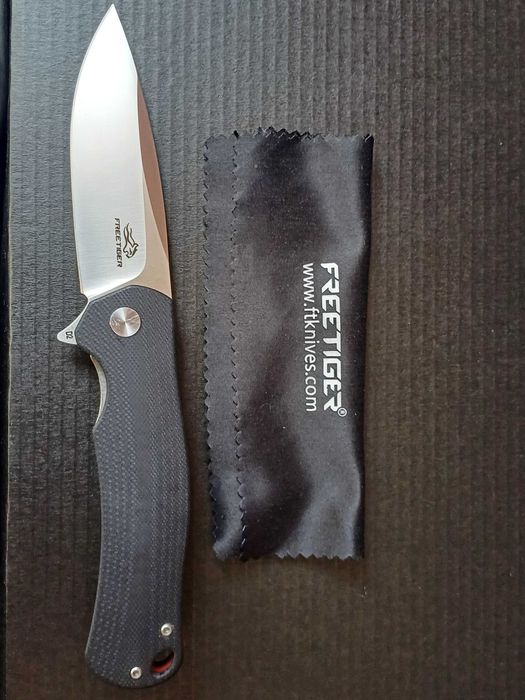 Нови ножове със стомана D2 - два модела