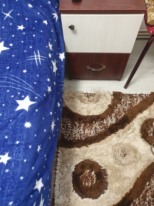 Vând mobila de dormitor