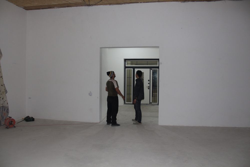 Дом с высокими потолками (4 метра)