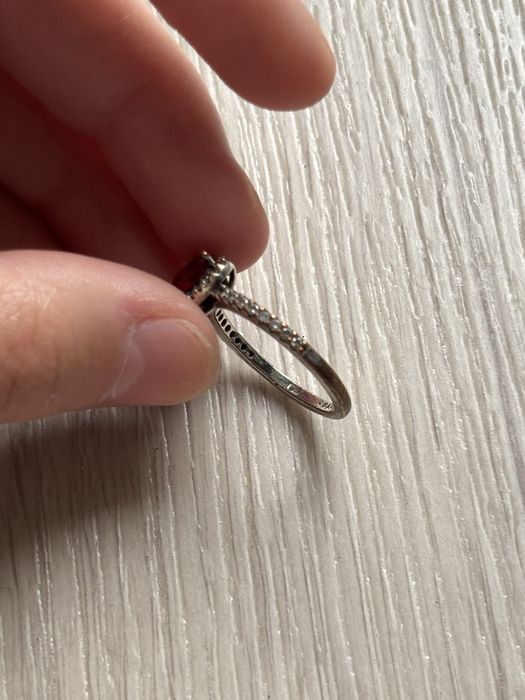 «Серебряное кольцо Pandora 925, размер 17»