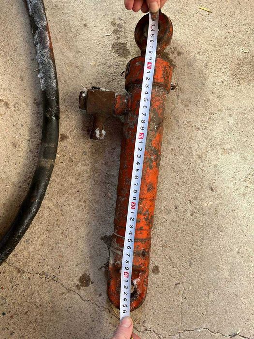 Продаётся гидроцилиндр