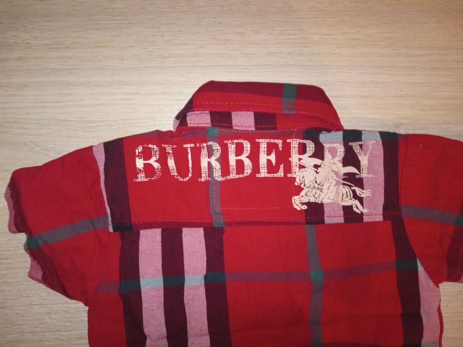 Детска риза  с къс ръкав .