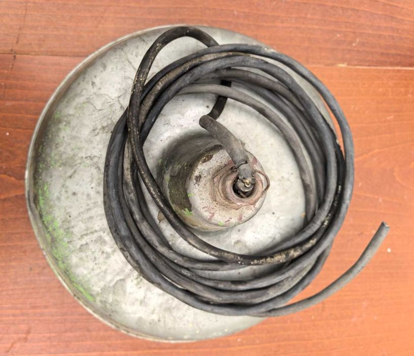 продавам Индустриална лампа