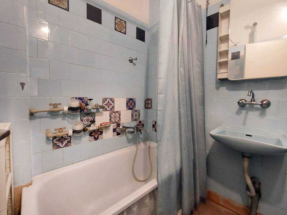 Дава се под наем Тристаен апартамент в София, Център - 83 кв.м за 700 € - Снимка #8