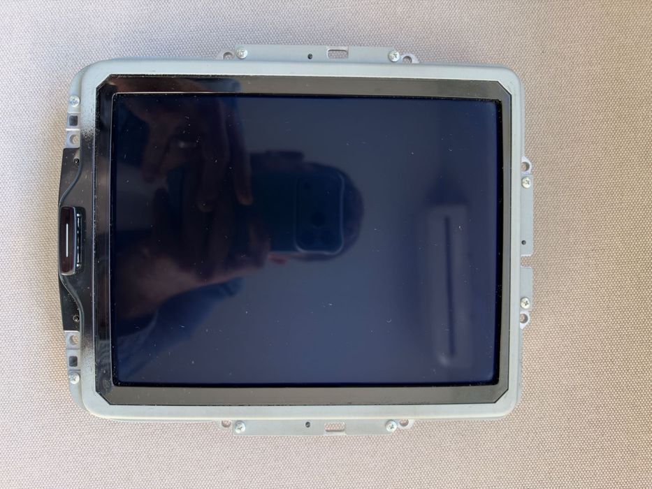 Display Volvo XC40 XC60 XC90 S60 V60 S90 V90 | OEM 32247465AA