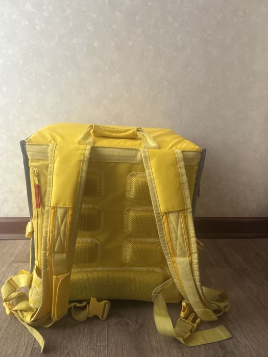 Продаю Сумка яндекс новая