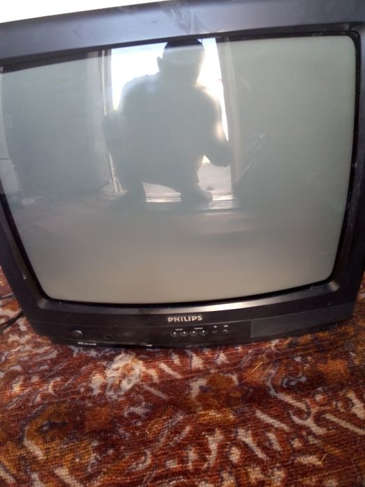 Продам телевизор