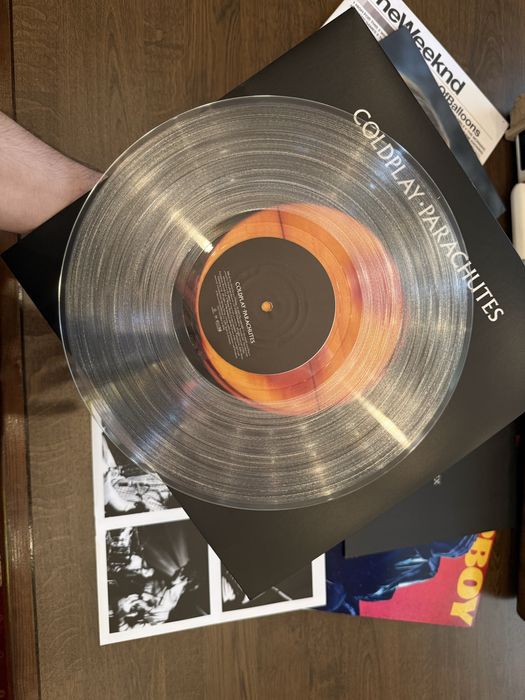 Виниловая пластинка группы Coldplay ‘Parachutes’