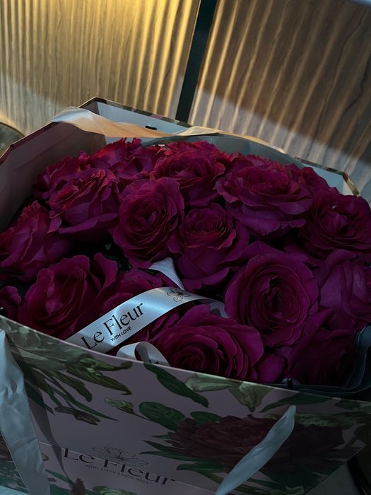 Цветы в корзине