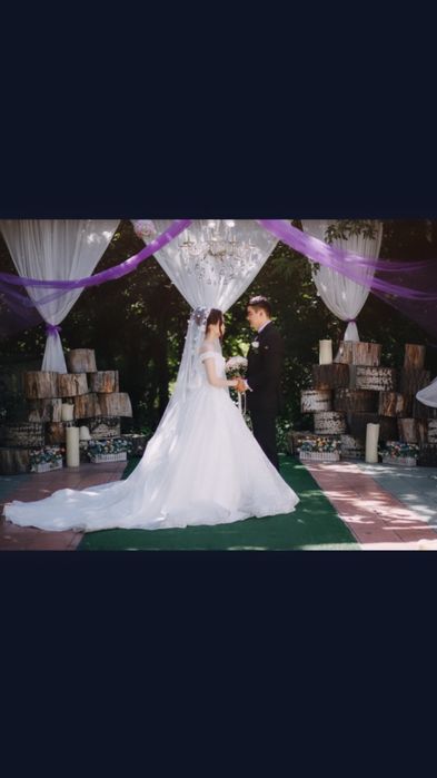 Свадебное платье