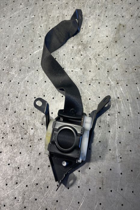 Centura siguranta spate stanga 59346061801 Mercedes-Benz CLK-Class C2