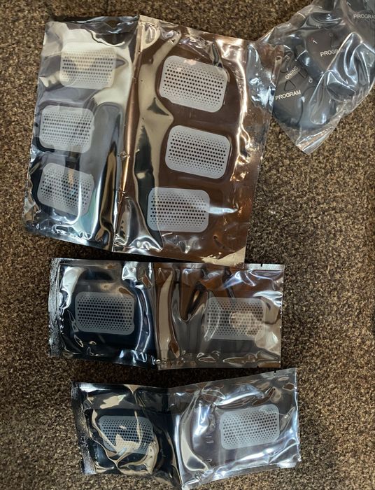 Електрически стимулатор за мускулни тренировки