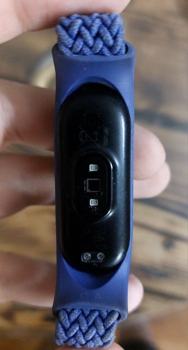 Продам фитнес браслет