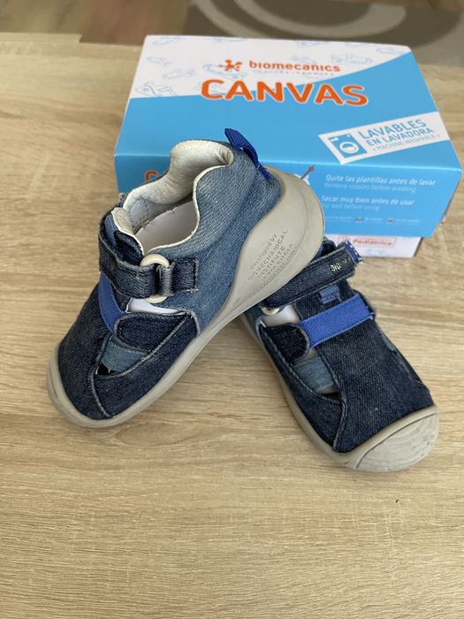 Сандали biomecanics 23 номер