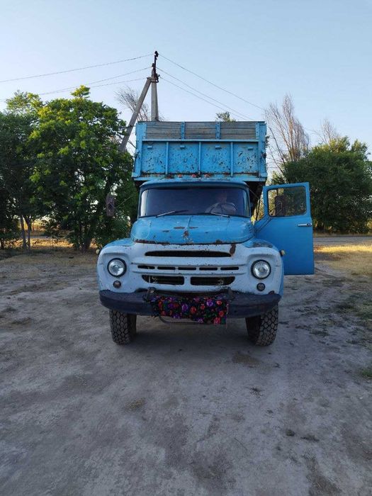 Зил самосвал сотилади!