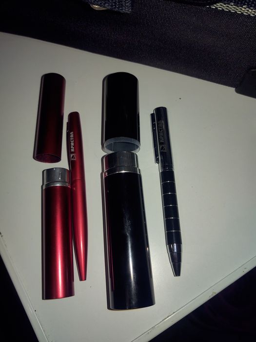 Статуетка с часовник и др.