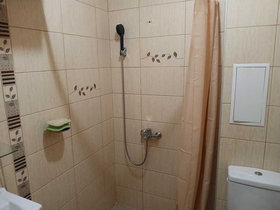 Двустаен ап. под наем в кв. Левски Г, с вкл. паркомясто в цената