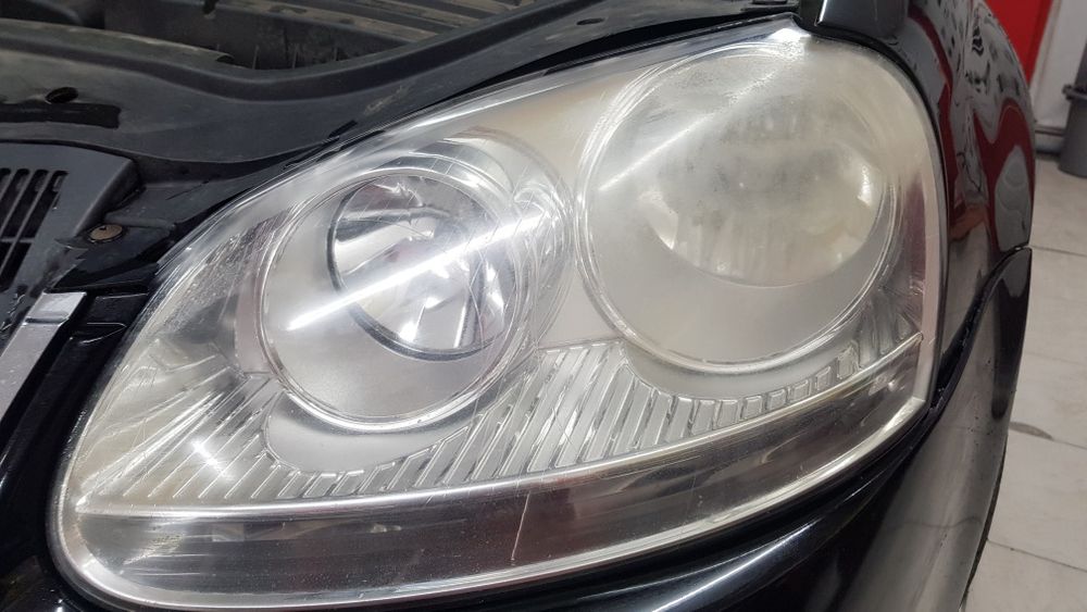 Restaurare faruri - Sector 4