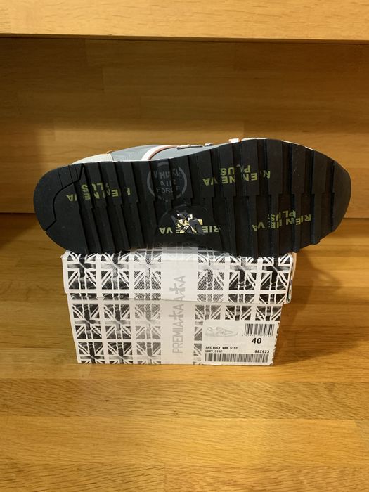 Premiata lucy номер 40