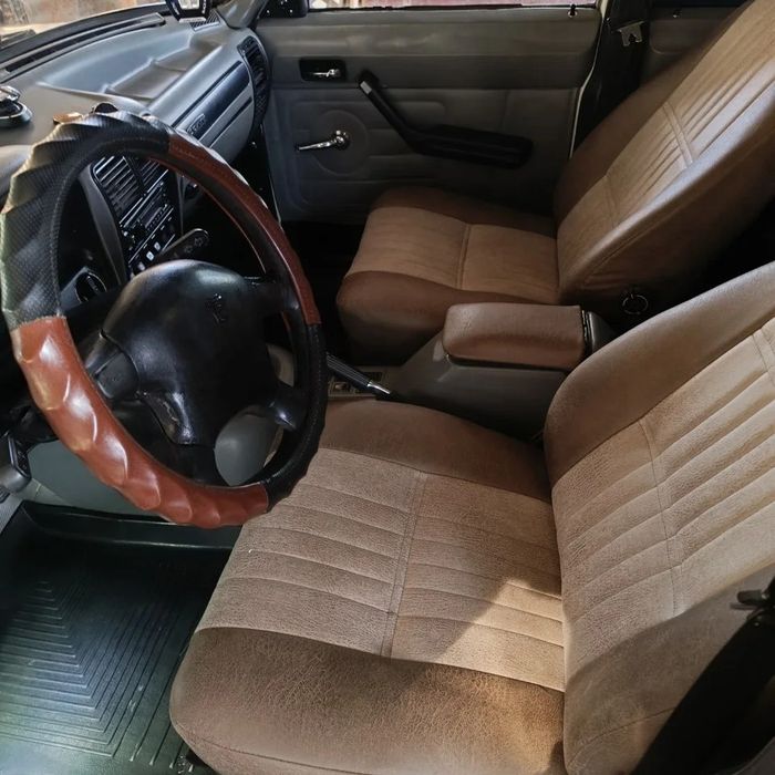 3110 sotiladi yurub turgan moshina