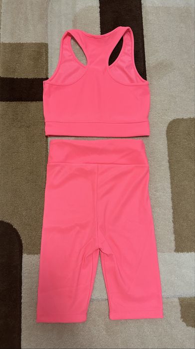 Розово лятно екипче за момиче