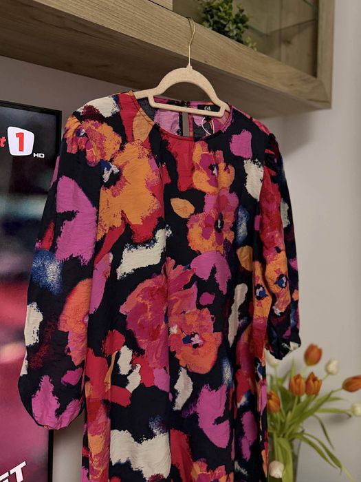 Vand rochie colorata