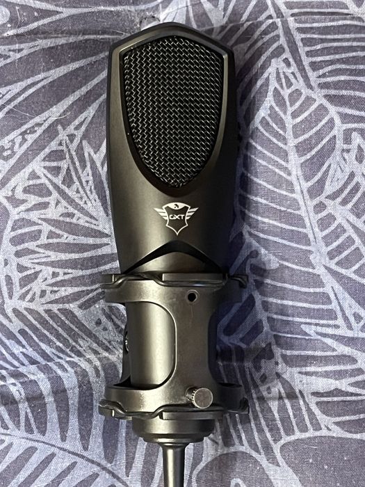 Microfon USB Trust GXT 232 Mantis – Funcțional, cu Shock Mount și Cablu