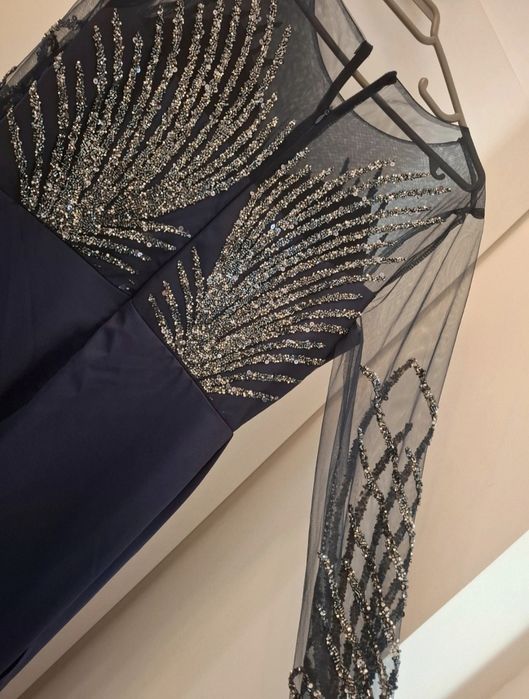 Rochie lungă de seară bleumarin, elegantă, cu paiete și mâneci transparente, mărimea 46