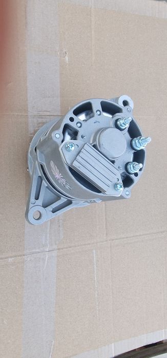 Alternator 12v tractor fiat 211 215 fiat 300 fiat 250 fiat 450 cu rele