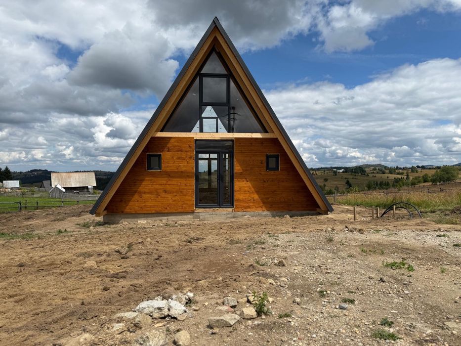 Cabana A-Frame de vanzare