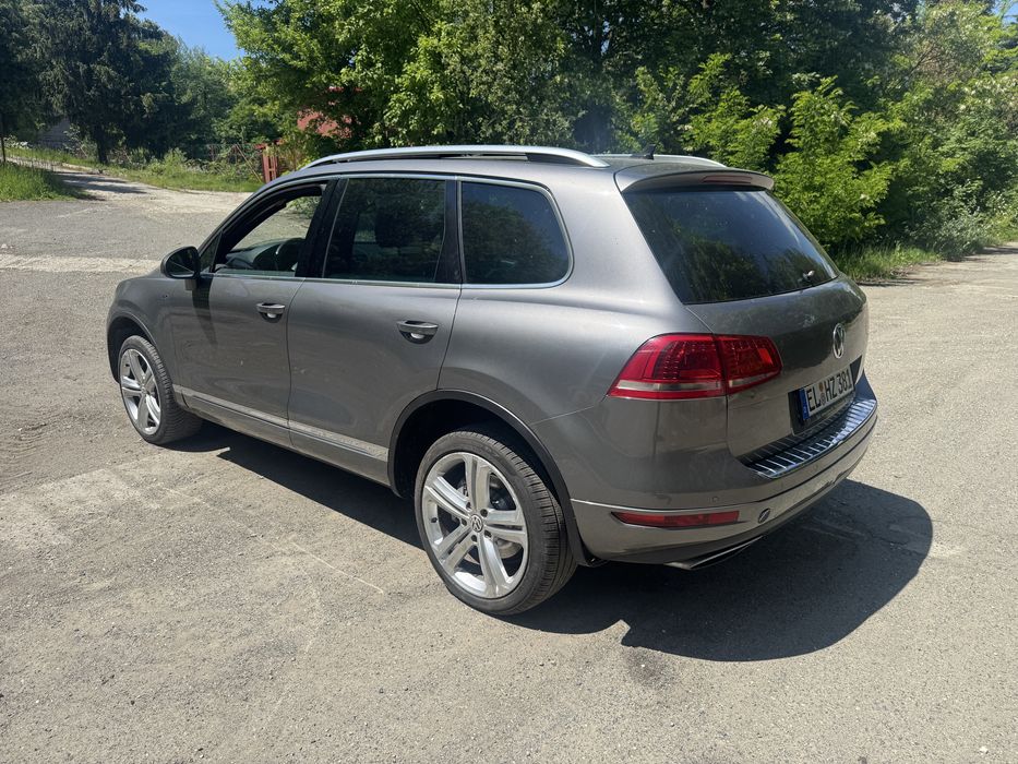 Volkswagen Touareg 7p Rline - 4.2 TDI V8 - 340cp - an fab. 2011