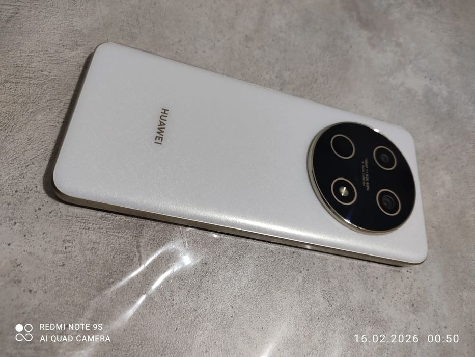 Huawei nova 13i  256гб