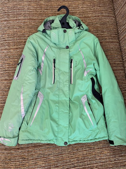 Куртка горнолыжная