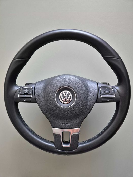VW мултифункционален кожен волан – Golf 5/6, Passat B6/B7, CC, Caddy, Touran
