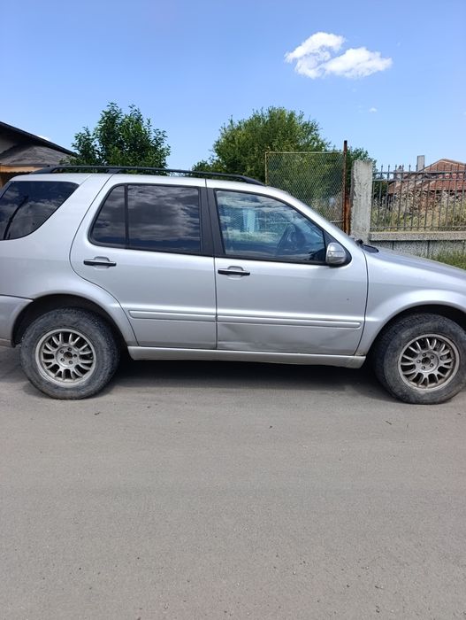 Продавам  Мерцедес  ML400 cdi  2бр.
