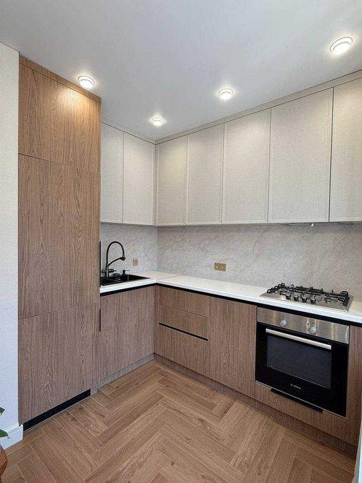 Срочно сдам светлую 2х ком кв-ру на 5/8 на Жк Silk Road А1