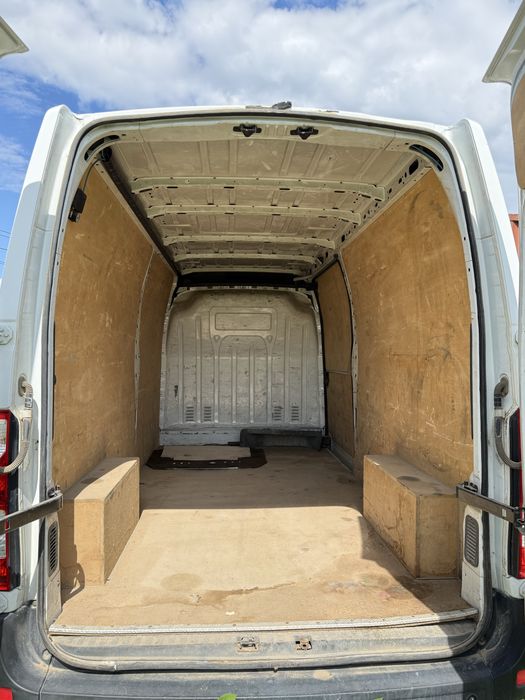 Продам автомобиль Opel Movano
