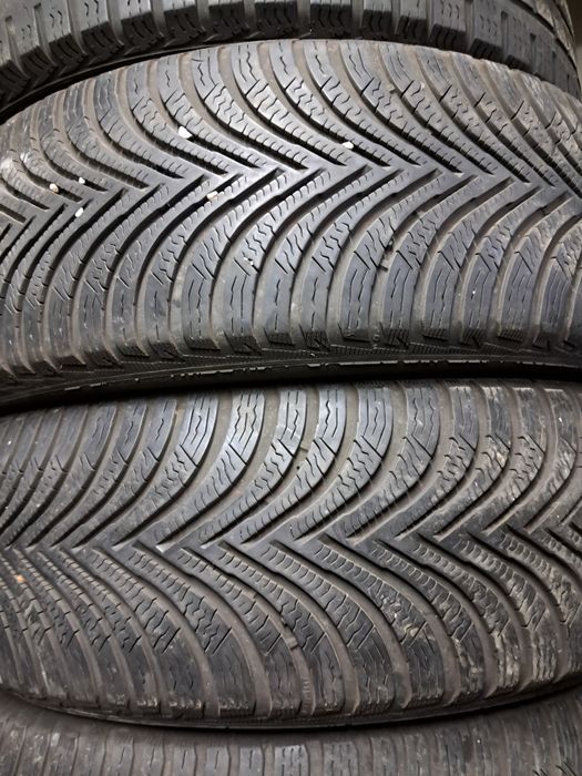 Anvelope second iarna 215 65 R16 Michelin