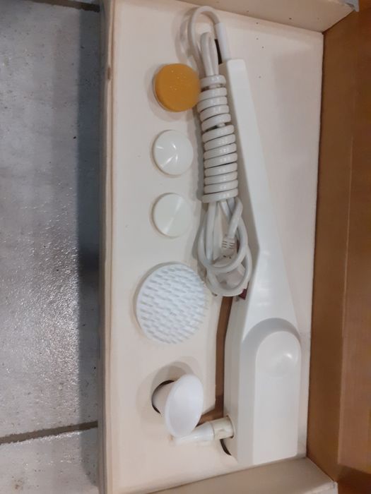 Електрически масажор