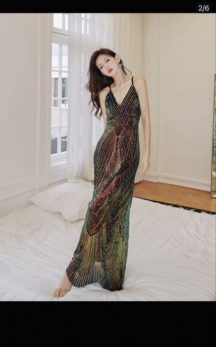 Платье вечернее