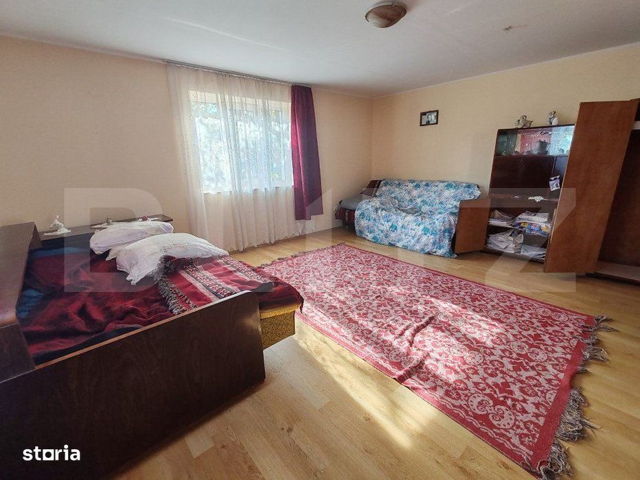 Casa familiala  cu anexe gospoadaresti si teren in suprafata de 2100 m