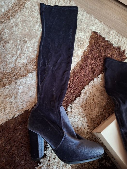 Ботуши дамски от велур