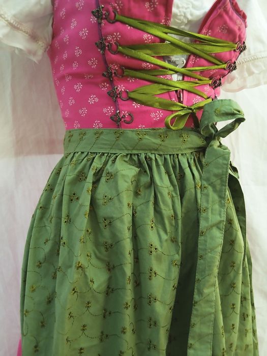 Dirndl Nr 34  rochie bavareză Oktiberfest rochie tiroleza sarafan tradițional austriac / german ,Oktoberfest